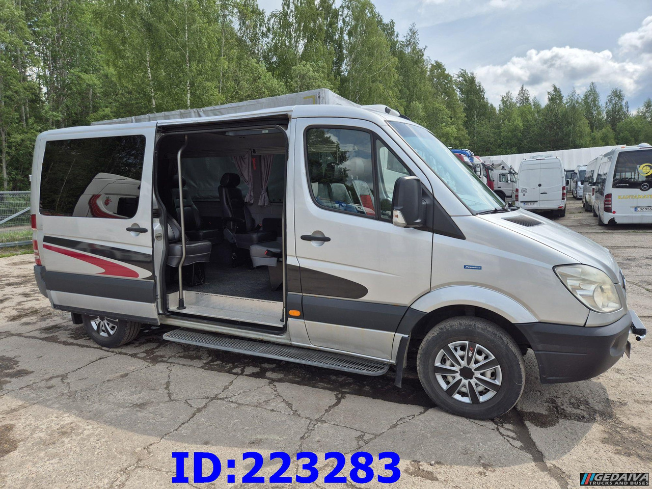 MERCEDES-BENZ Sprinter 313 - Kasten VIP -Euro5 - Coach: picture 4 MERCEDES-BENZ Sprinter 313 - Kasten VIP -Euro5 - Coach: picture 4