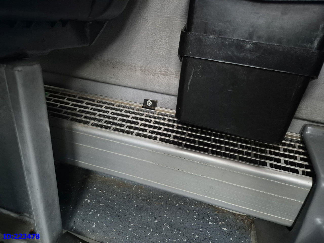 Minibus, Passenger van MERCEDES-BENZ Sprinter 518 - VIP - 20-seater: picture 20