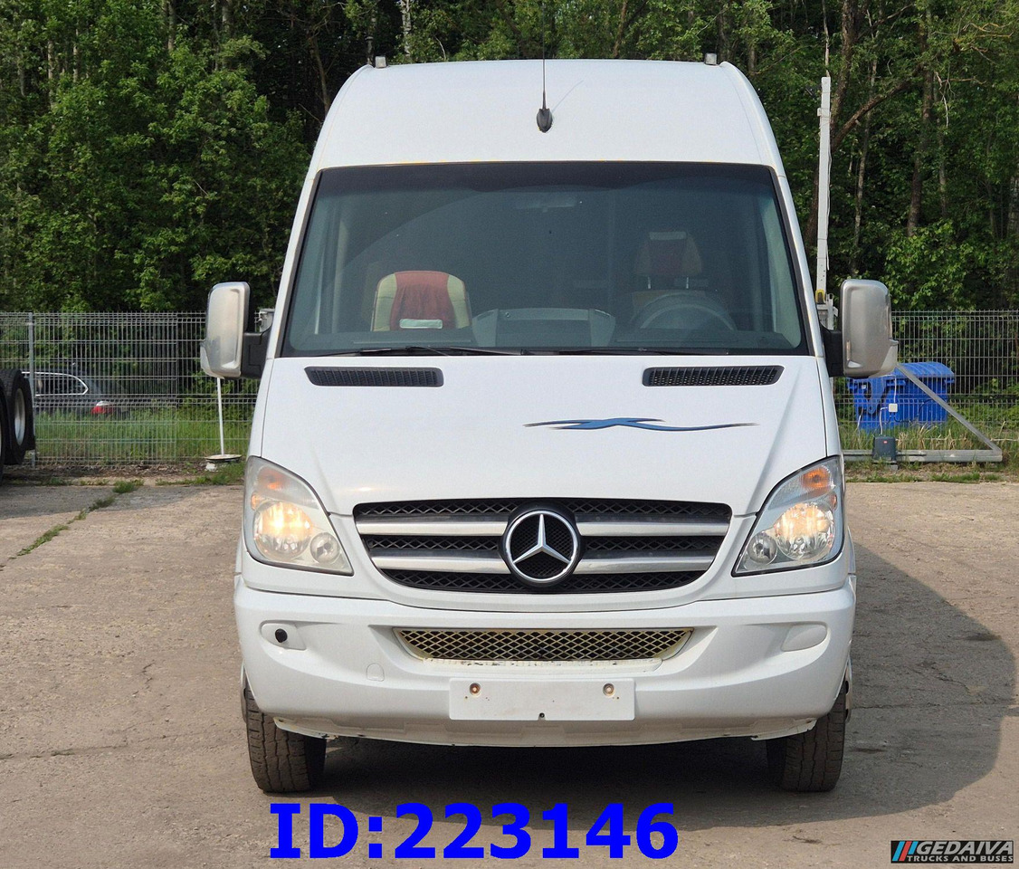 MERCEDES-BENZ Sprinter 519 VIP - 21Place -Euro 5 - Coach: picture 2 MERCEDES-BENZ Sprinter 519 VIP - 21Place -Euro 5 - Coach: picture 2