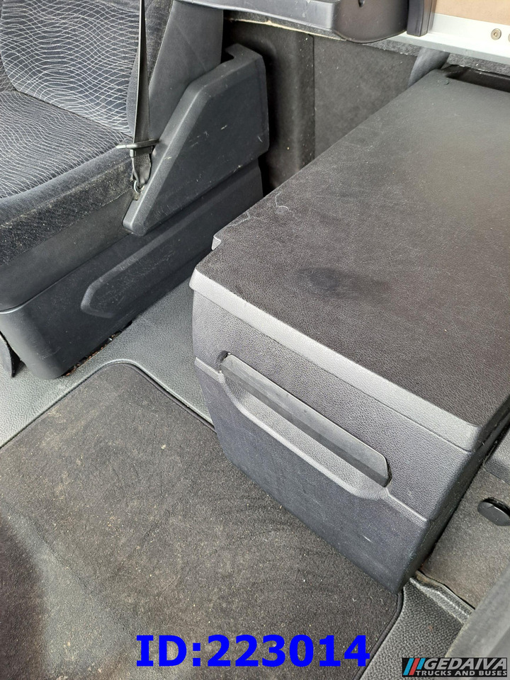 Tractor unit MERCEDES-BENZ Actros 1845 - Mega - Euro6: picture 16