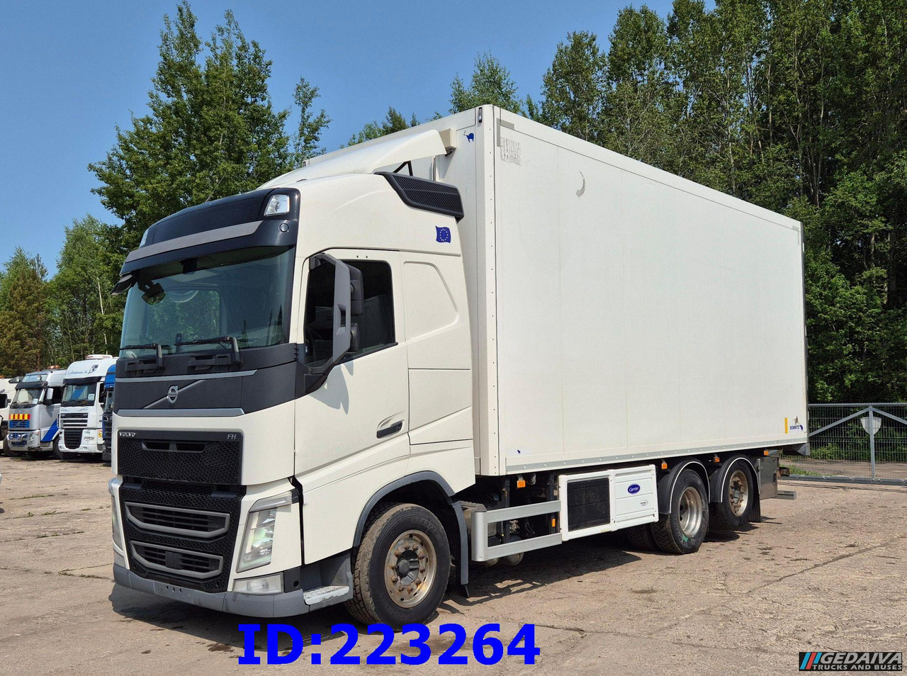 VOLVO FH13 460HP 6x2 Steering axle Euro6 - Refrigerator truck: picture 3 VOLVO FH13 460HP 6x2 Steering axle Euro6 - Refrigerator truck: picture 3