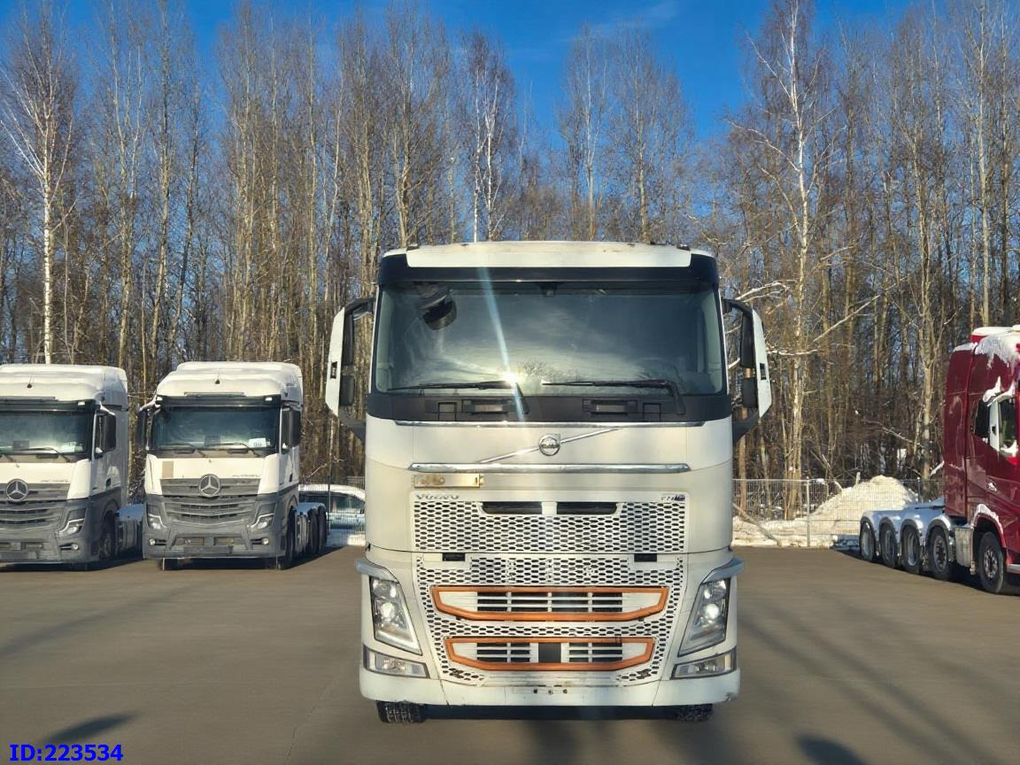 VOLVO FH13 500HP 6x2 - Cab chassis truck: picture 2 VOLVO FH13 500HP 6x2 - Cab chassis truck: picture 2