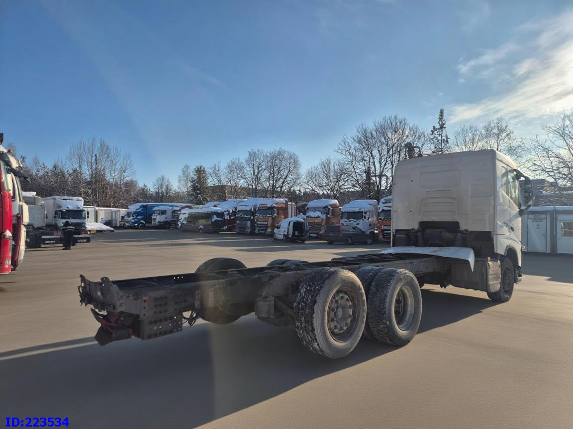 VOLVO FH13 500HP 6x2 - Cab chassis truck: picture 5 VOLVO FH13 500HP 6x2 - Cab chassis truck: picture 5