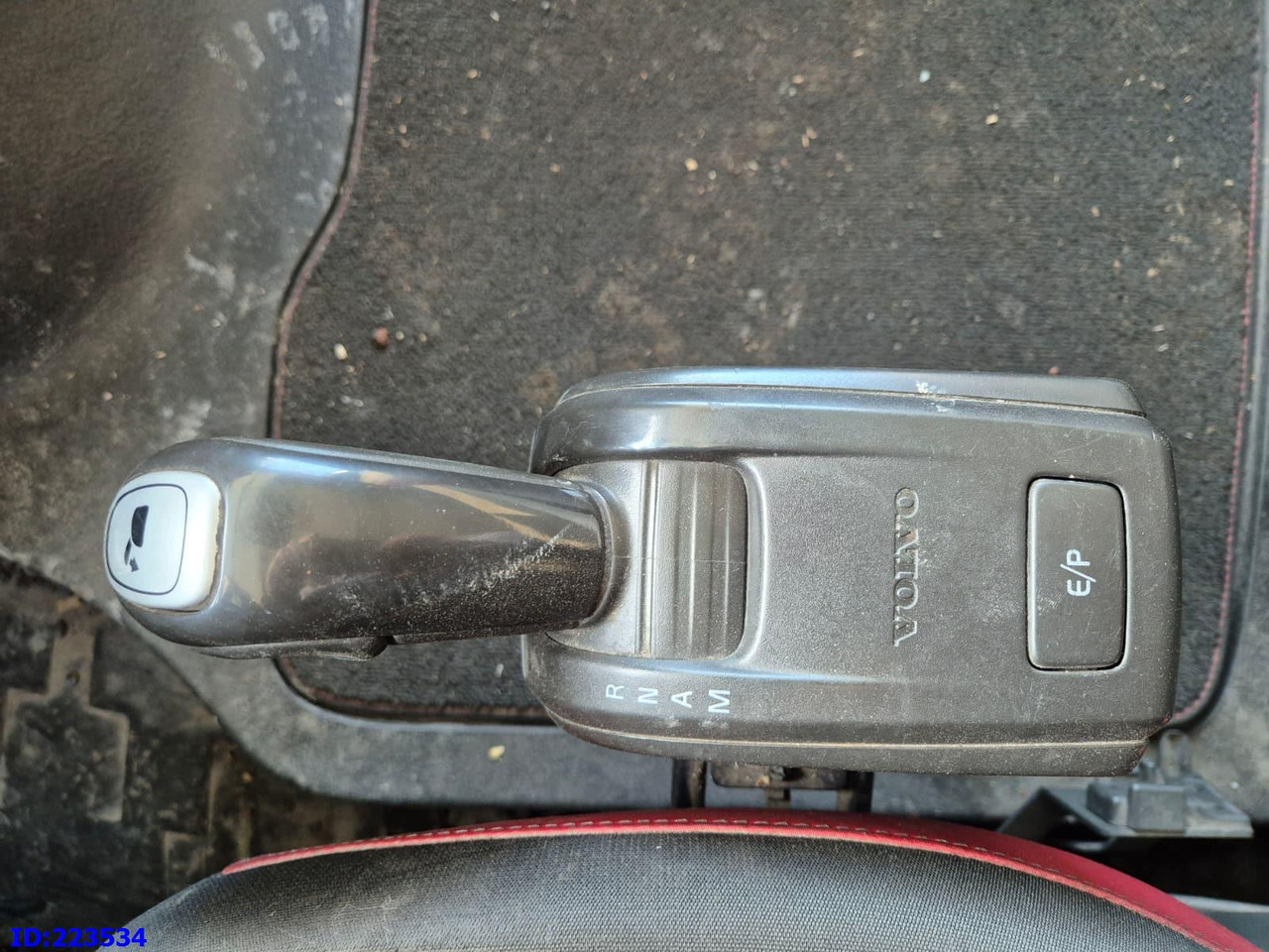 Cab chassis truck VOLVO FH13 500HP 6x2: picture 14