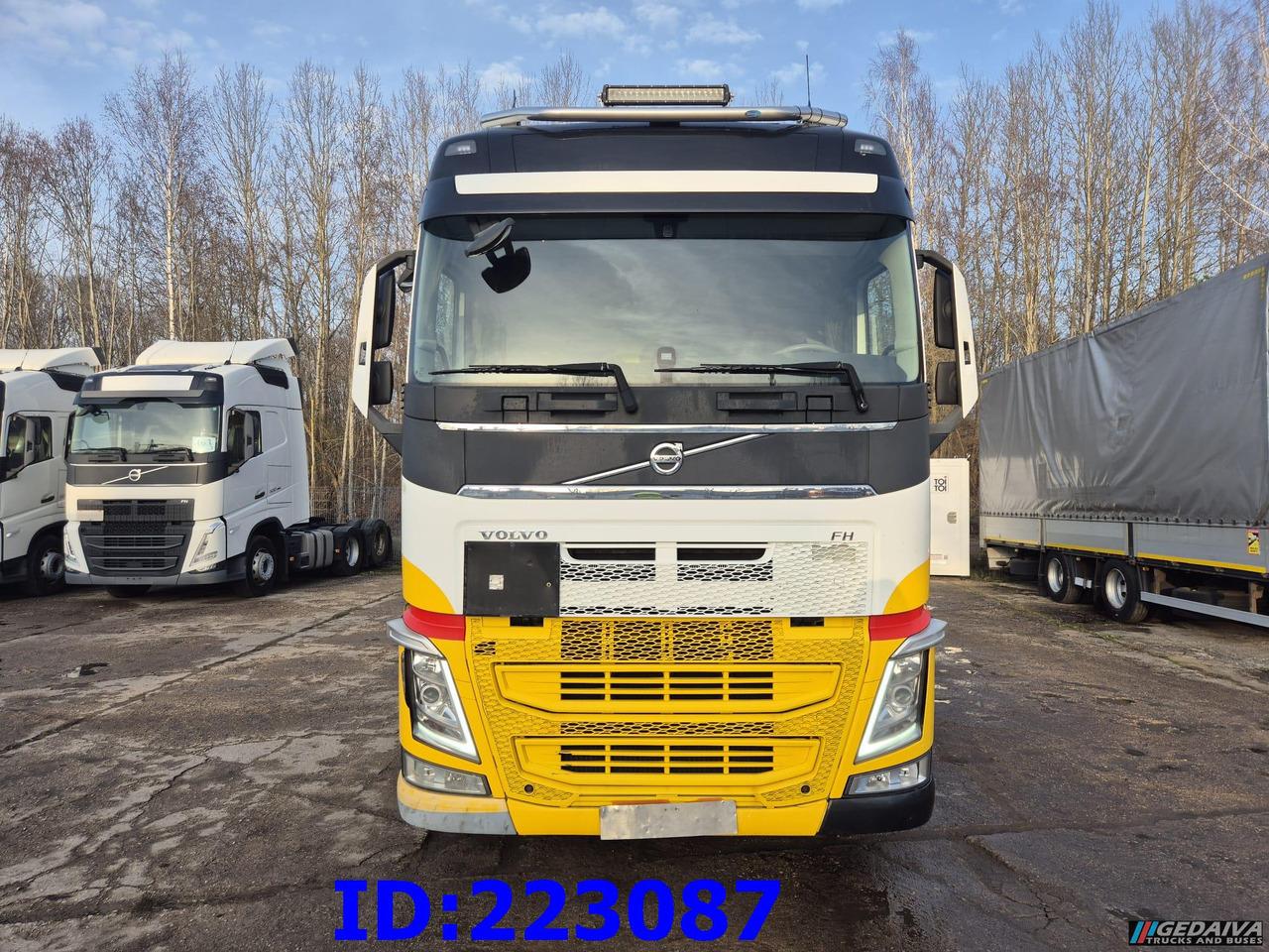 VOLVO FH13 540HP 8x4 Lifting axle - Cab chassis truck: picture 2 VOLVO FH13 540HP 8x4 Lifting axle - Cab chassis truck: picture 2