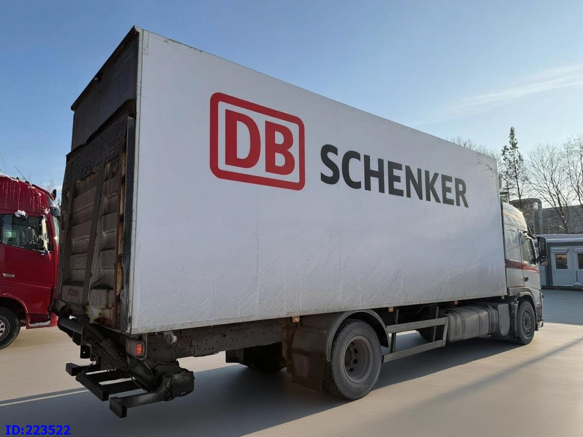 VOLVO FM 330HP Euro5 - Isothermal truck: picture 5 VOLVO FM 330HP Euro5 - Isothermal truck: picture 5