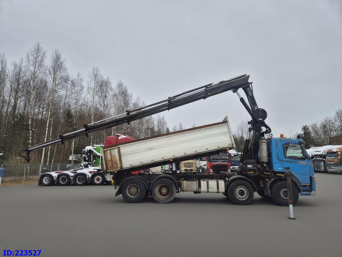 VOLVO FM12 460HP 8x4 HIAB 244EP-5 HIPRO 3 SIDE TIPPER - Tipper: picture 5 VOLVO FM12 460HP 8x4 HIAB 244EP-5 HIPRO 3 SIDE TIPPER - Tipper: picture 5