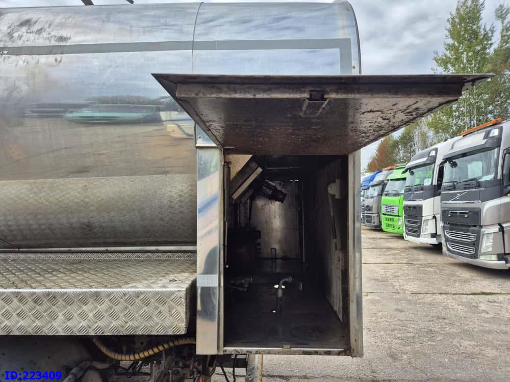 Tanker truck VOLVO FMX11 410HP 6x2  Euro5 Tank truck: picture 7