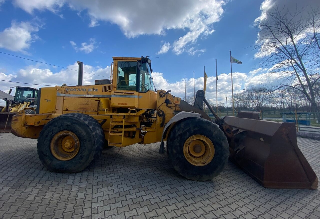 Volvo L180 - Wheel loader: picture 2 Volvo L180 - Wheel loader: picture 2