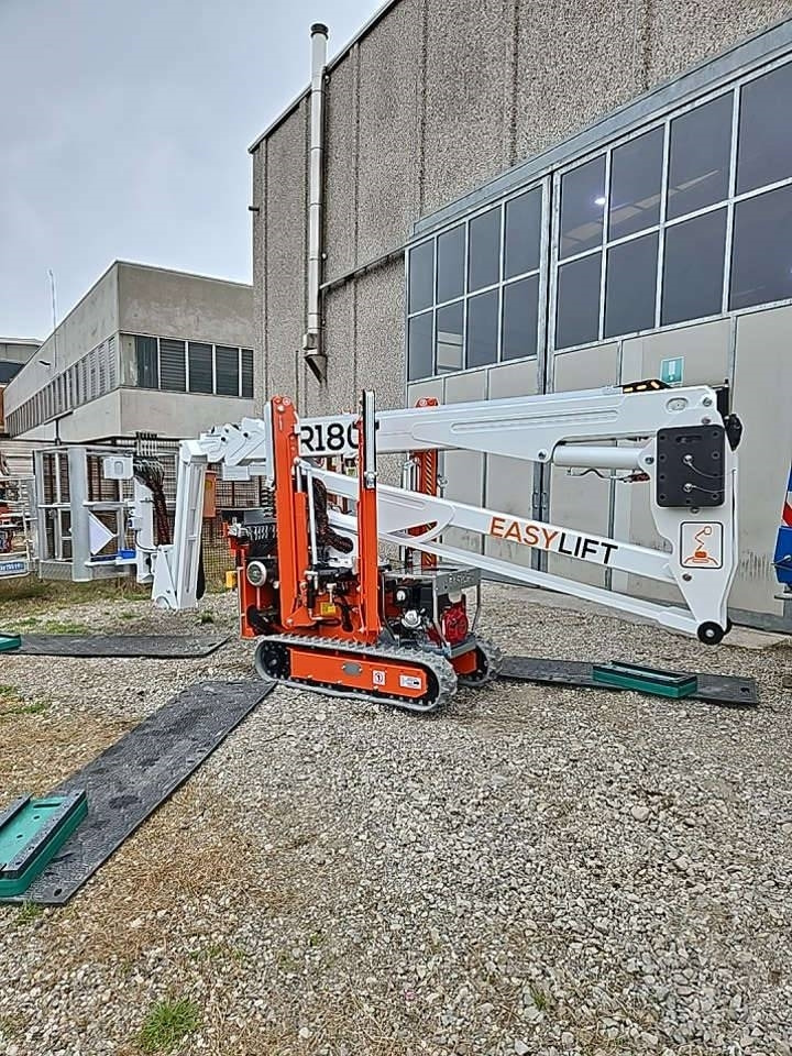 EasyLift R180 - Articulated boom, Spider lift: picture 1 EasyLift R180 - Articulated boom, Spider lift: picture 1