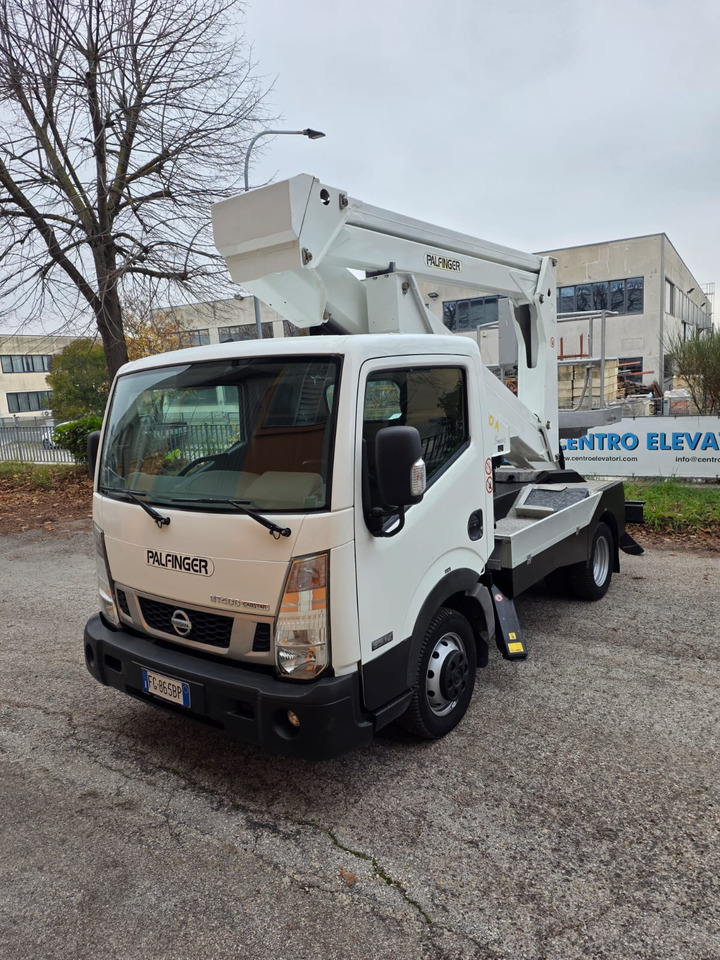 PALFINGER P 200 A - Truck mounted aerial platform: picture 5 PALFINGER P 200 A - Truck mounted aerial platform: picture 5