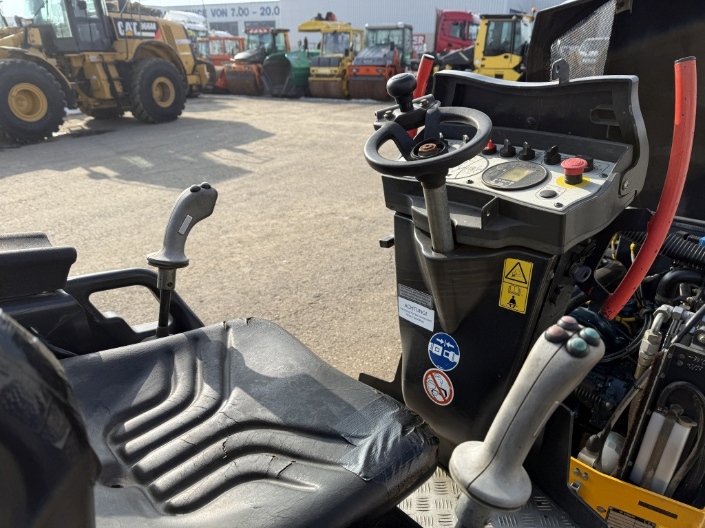 Road roller Bomag BW 100 AD-5 (111811): picture 8