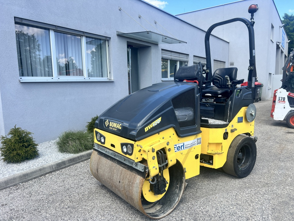 Bomag BW 120 AC-5 (111592) - Combination roller: picture 2 Bomag BW 120 AC-5 (111592) - Combination roller: picture 2