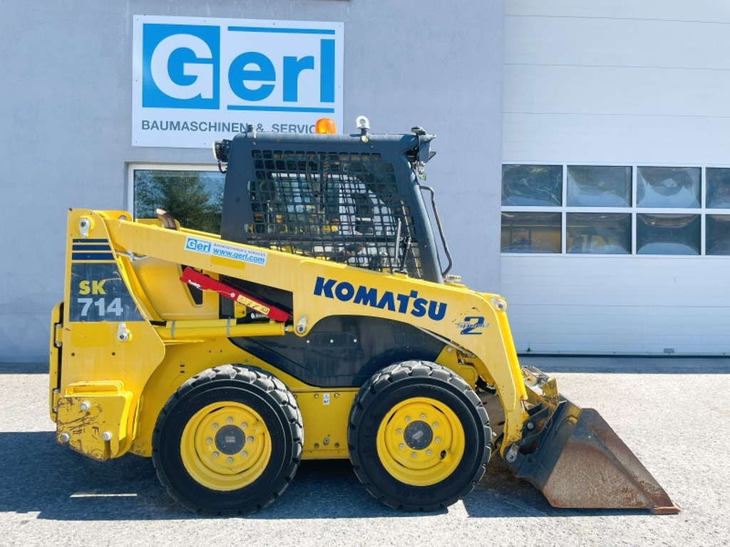 Komatsu SK714-5 (4065) - Skid steer loader: picture 2 Komatsu SK714-5 (4065) - Skid steer loader: picture 2