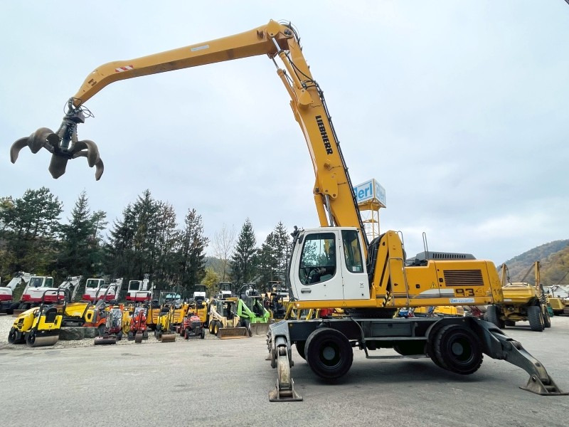 Waste/ Industry handler Liebherr A934C (3878): picture 7