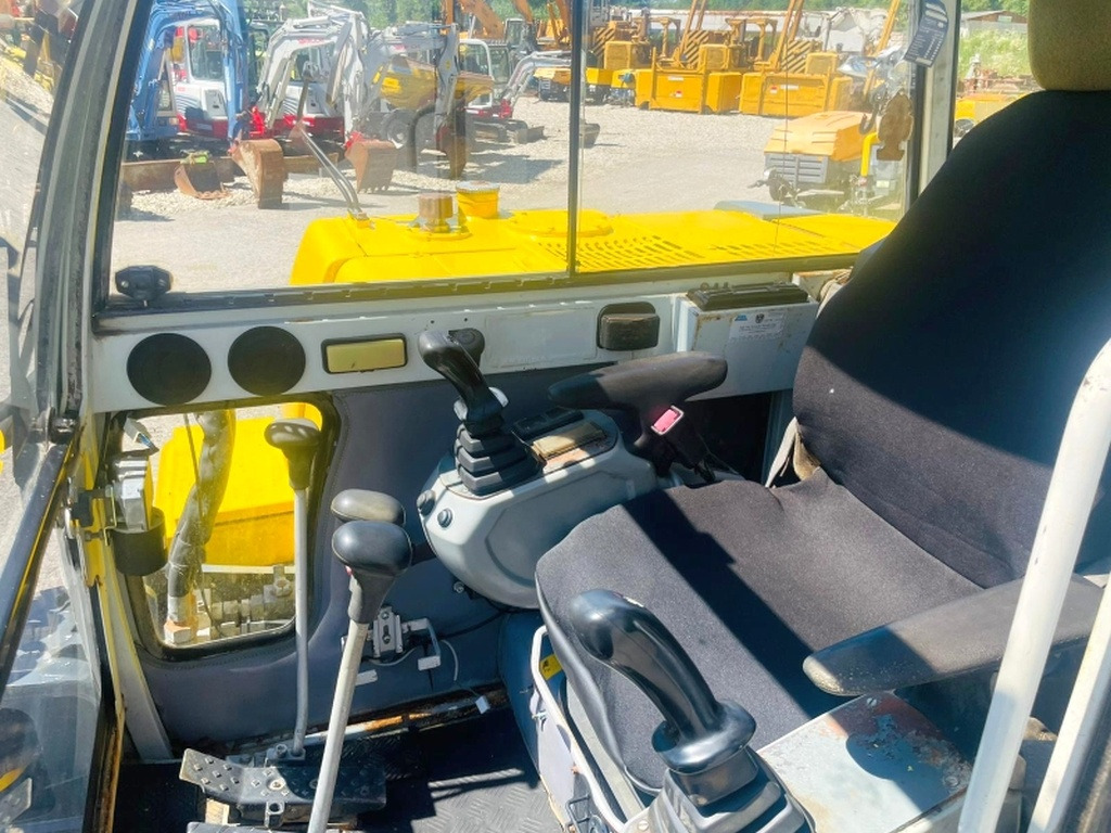 Neuson G8002 RDV (4015) - Mini excavator: picture 5 Neuson G8002 RDV (4015) - Mini excavator: picture 5
