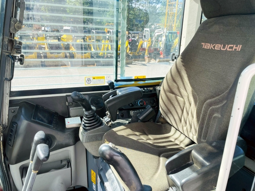 Takeuchi TB280FR (4050) - Mini excavator: picture 5 Takeuchi TB280FR (4050) - Mini excavator: picture 5