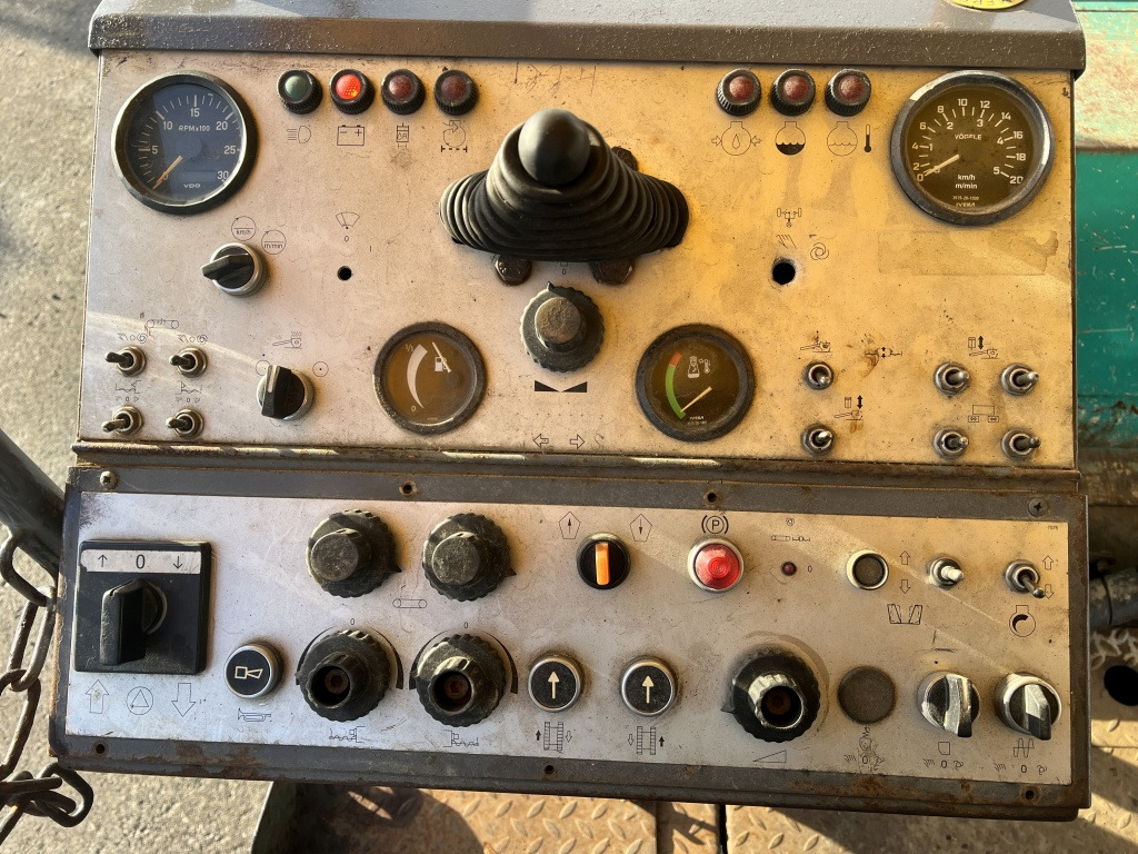 Asphalt paver Vögele Super 1600 Typ 6-82 (111416): picture 8