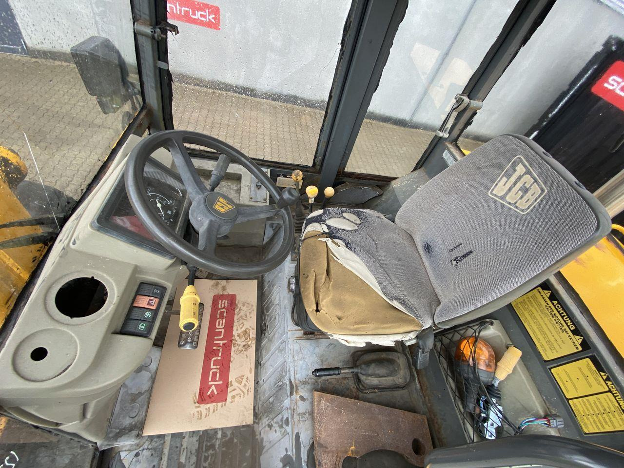 JCB 407 - Compact loader: picture 3 JCB 407 - Compact loader: picture 3