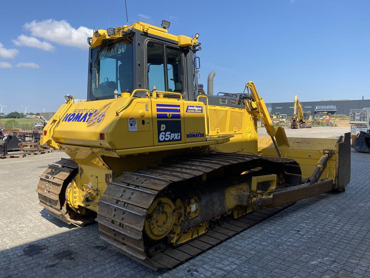 Komatsu D65PXI-18EO - Bulldozer: picture 4 Komatsu D65PXI-18EO - Bulldozer: picture 4