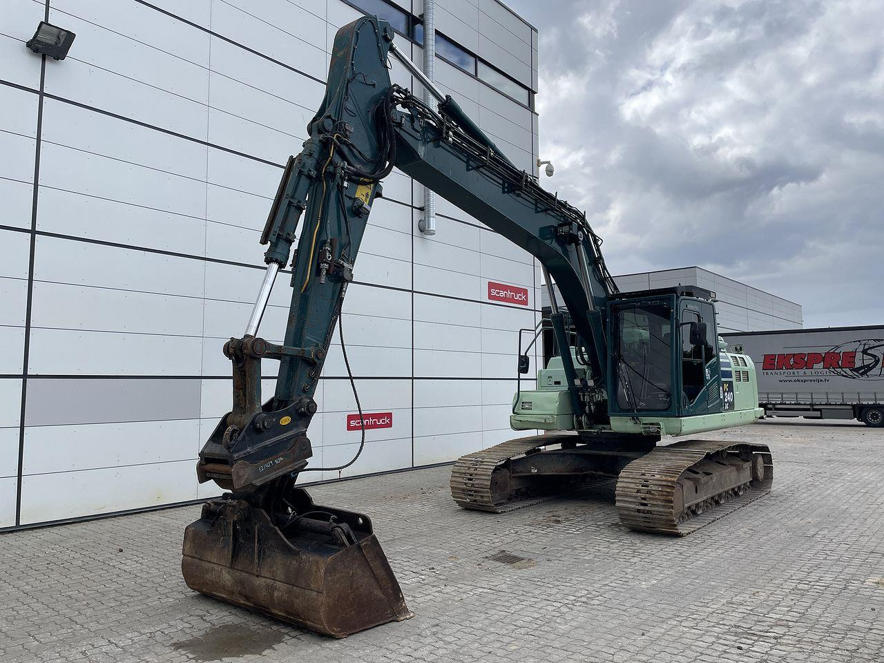 Komatsu PC240LCD-11 - Crawler excavator: picture 1 Komatsu PC240LCD-11 - Crawler excavator: picture 1