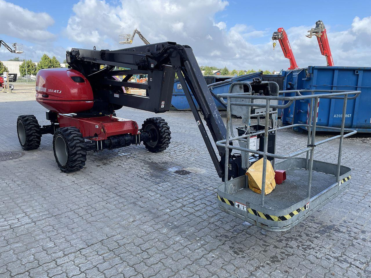 Manitou 160ATJ RC - Articulated boom: picture 5 Manitou 160ATJ RC - Articulated boom: picture 5