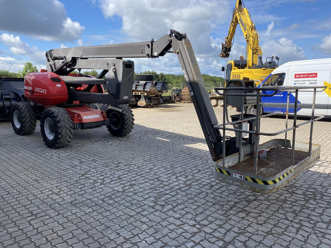 Manitou 200ATJ RC - Articulated boom: picture 5 Manitou 200ATJ RC - Articulated boom: picture 5