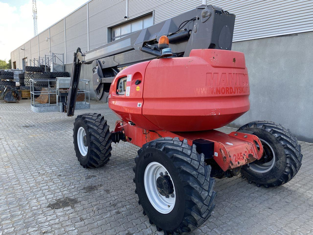 Manitou 200ATJ RC - Articulated boom: picture 2 Manitou 200ATJ RC - Articulated boom: picture 2