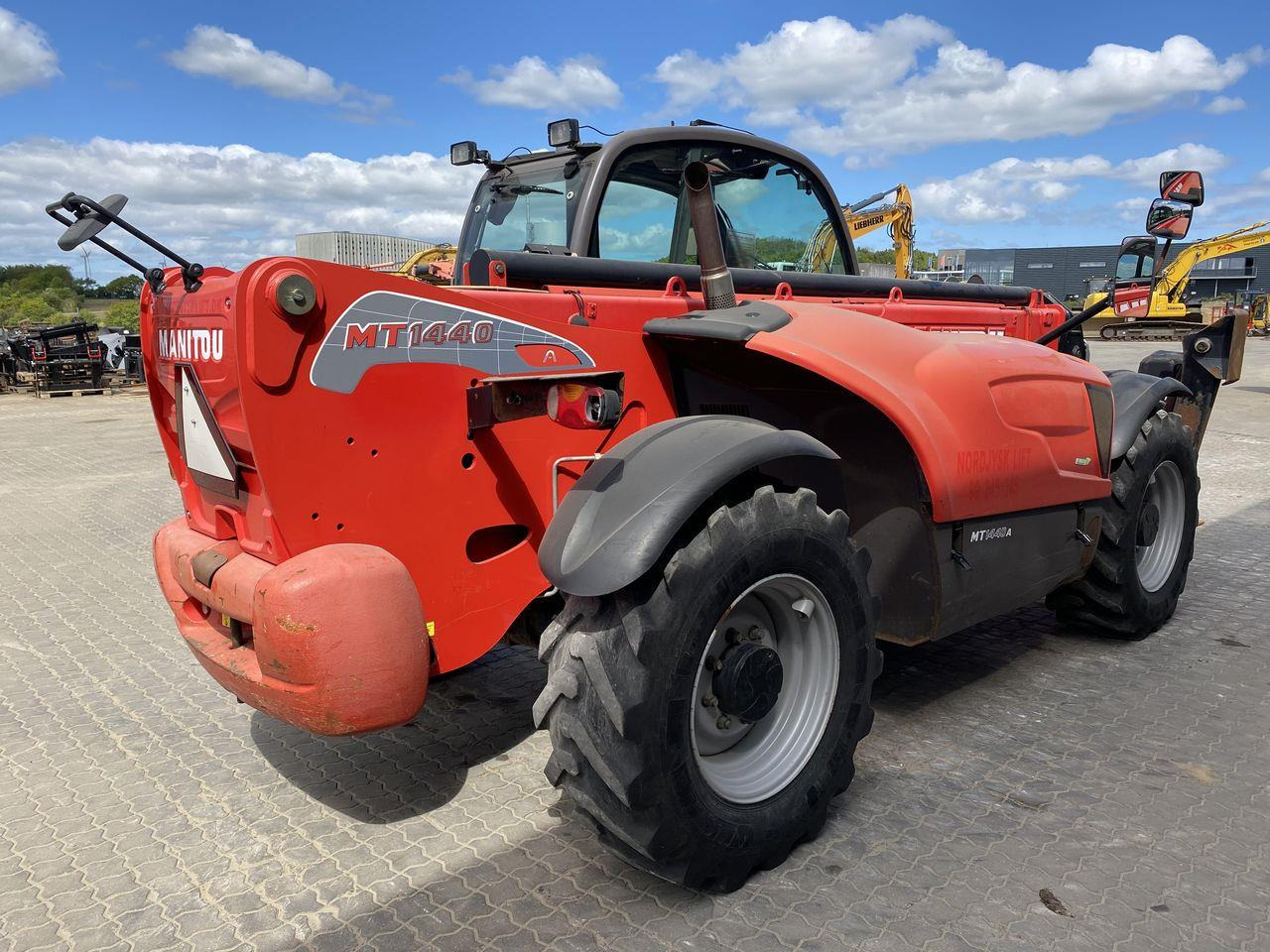 Manitou MT1440A ST3B - Telescopic handler: picture 4 Manitou MT1440A ST3B - Telescopic handler: picture 4