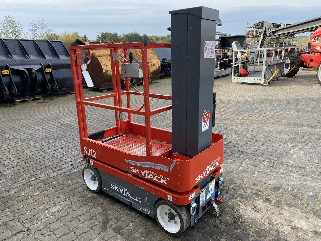 Skyjack SJ12 - Other machinery: picture 5 Skyjack SJ12 - Other machinery: picture 5
