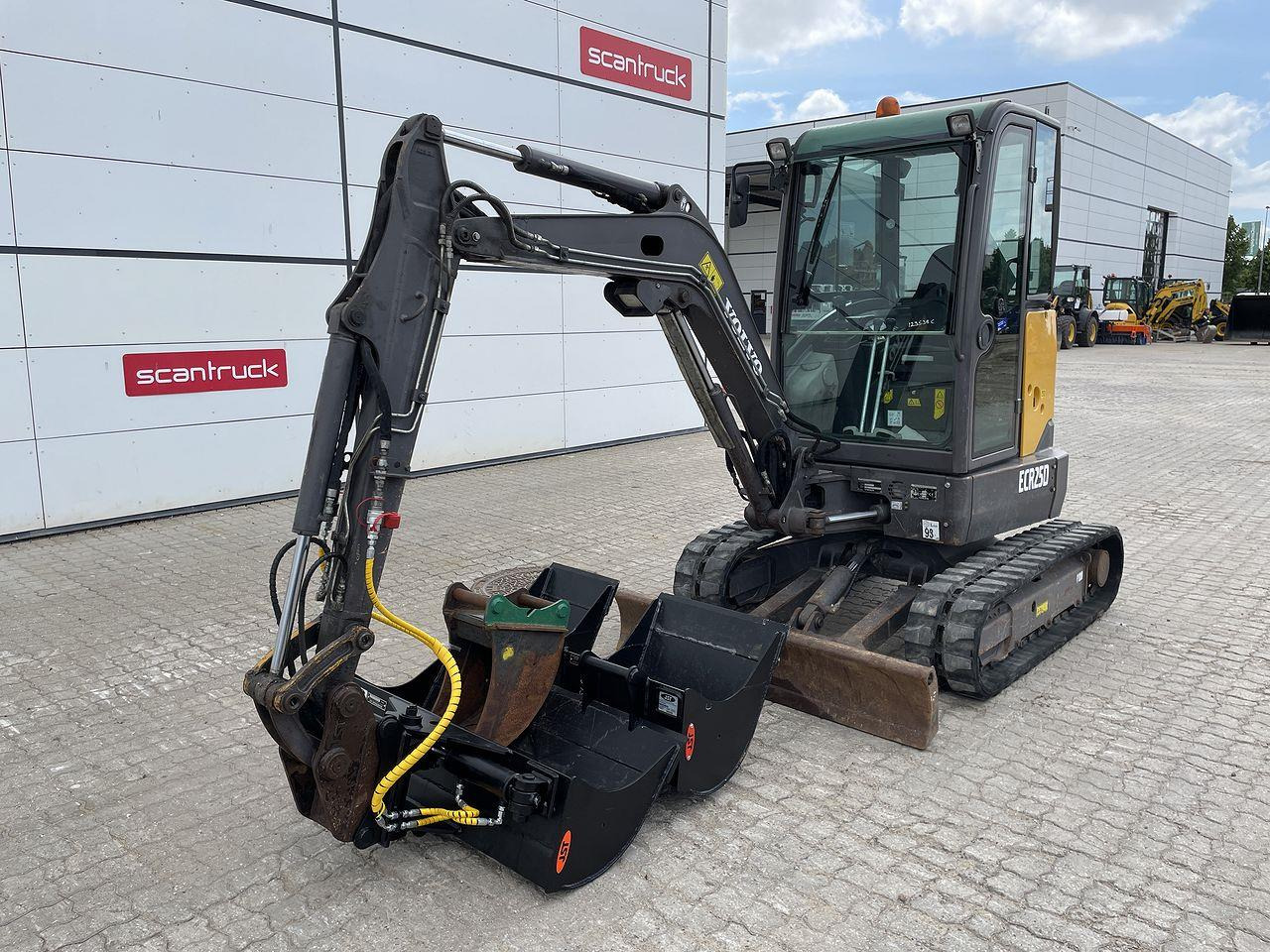 Volvo ECR25 - Mini excavator: picture 1 Volvo ECR25 - Mini excavator: picture 1