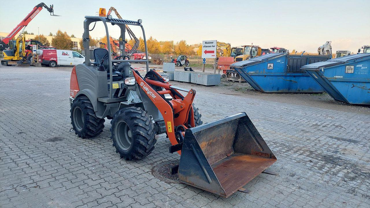 Weycor AR320 Agrar - Compact loader: picture 5 Weycor AR320 Agrar - Compact loader: picture 5