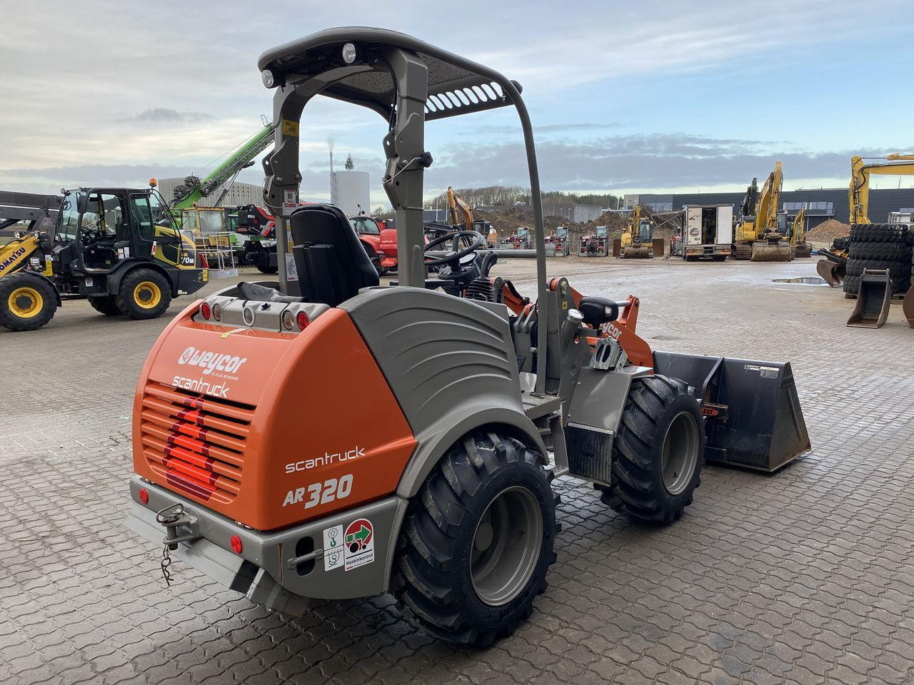 Weycor AR320 Agrar - Compact loader: picture 4 Weycor AR320 Agrar - Compact loader: picture 4