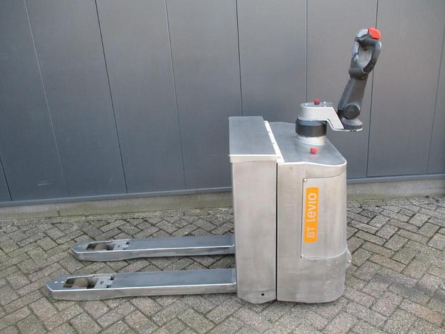 BT LPE 200i - Pallet truck: picture 1 BT LPE 200i - Pallet truck: picture 1