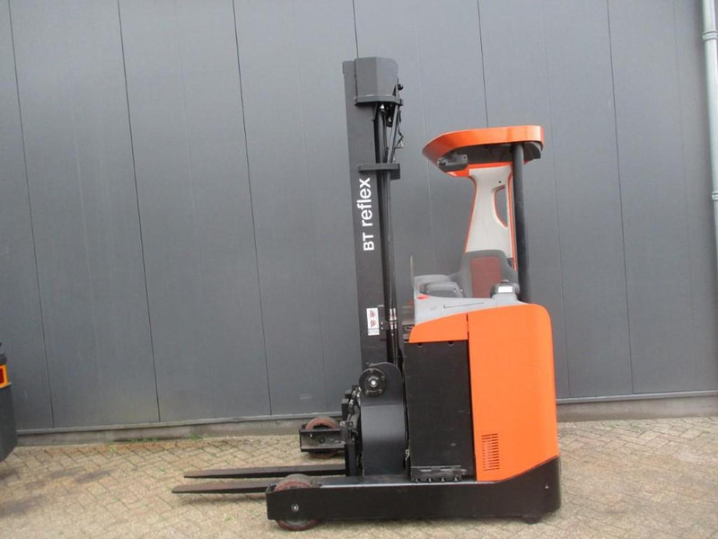 BT RRE 160 - Reach truck: picture 1 BT RRE 160 - Reach truck: picture 1