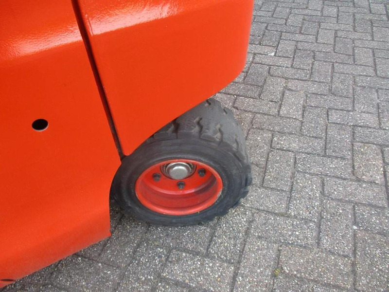 Linde E20-01/600 - Electric forklift: picture 5 Linde E20-01/600 - Electric forklift: picture 5