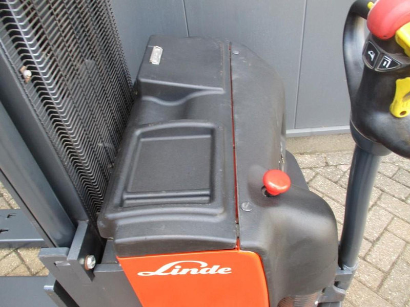 Linde L 20i - Stacker: picture 4 Linde L 20i - Stacker: picture 4