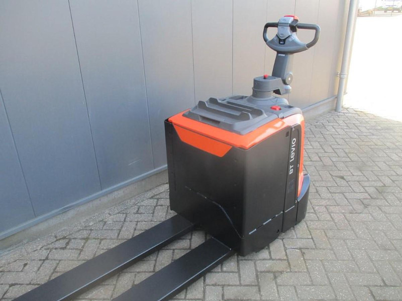 Toyota LPE 250 - Pallet truck: picture 2 Toyota LPE 250 - Pallet truck: picture 2