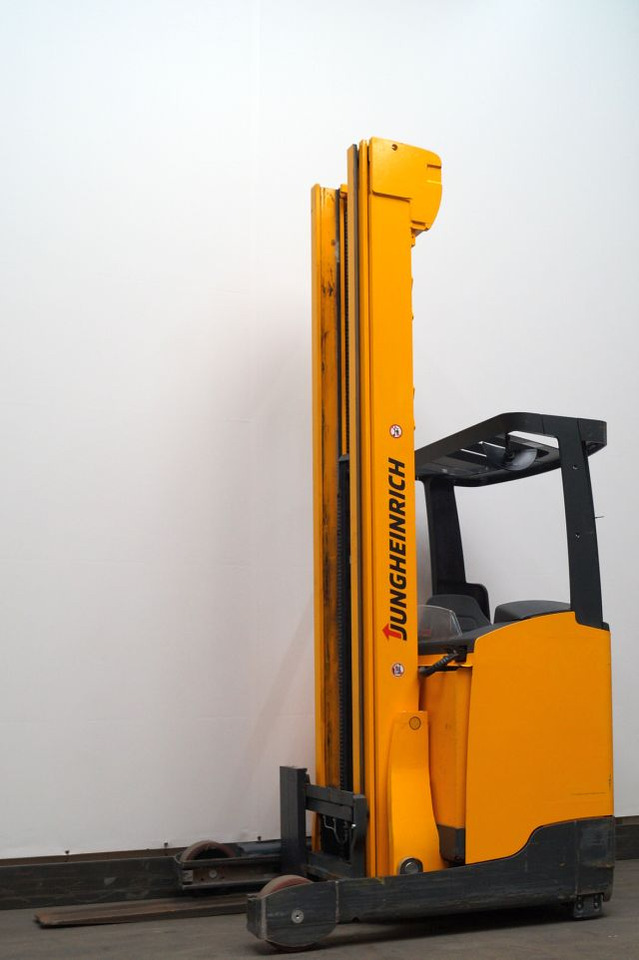 Jungheinrich ETV214 - Reach truck: picture 2 Jungheinrich ETV214 - Reach truck: picture 2