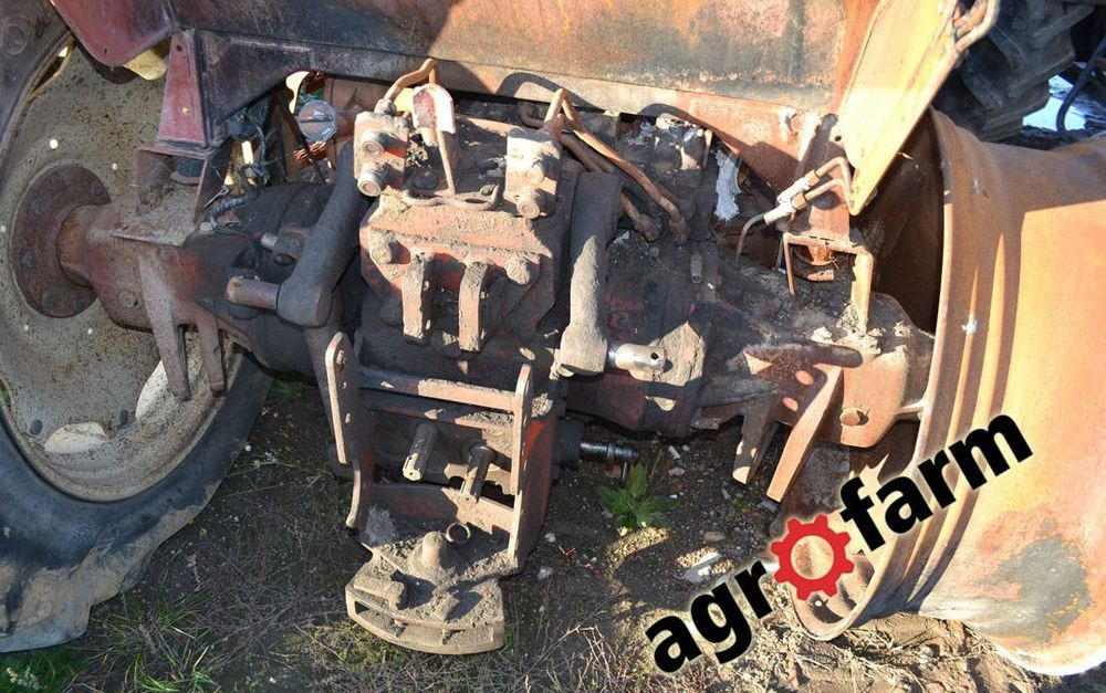 Case części 956xl 856 1056 skrzynia silnik most oś napęd kabina podnośnik wał blok głowica - Gearbox for Agricultural machinery: picture 3 Case części 956xl 856 1056 skrzynia silnik most oś napęd kabina podnośnik wał blok głowica - Gearbox for Agricultural machinery: picture 3