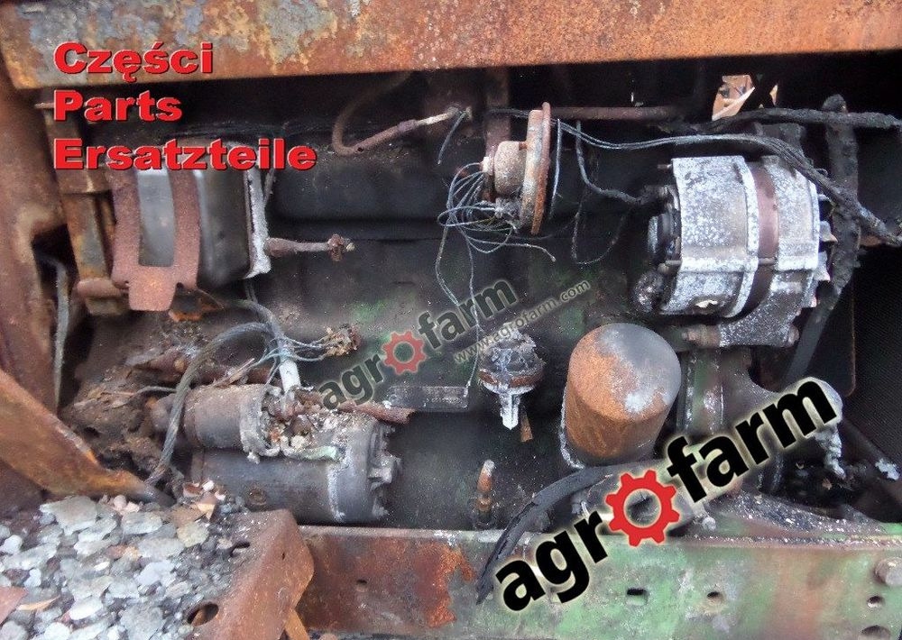 John Deere 2140 części, skrzynia biegów, silnik - Spare parts: picture 4 John Deere 2140 części, skrzynia biegów, silnik - Spare parts: picture 4