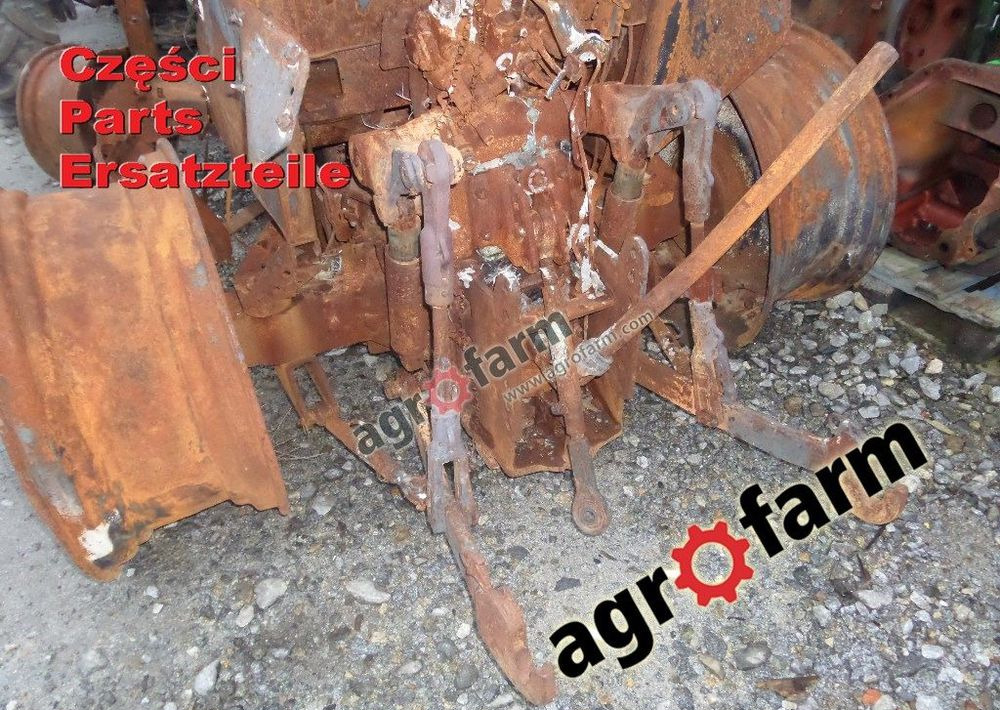 John Deere 5720 części, skrzynia biegów, silnik - Spare parts: picture 2 John Deere 5720 części, skrzynia biegów, silnik - Spare parts: picture 2