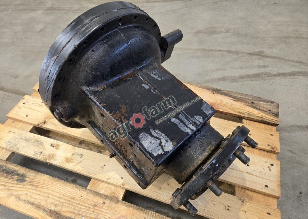 Zwolnica tylna Valtra T171, T181, T191, T180, T170 - Transmission: picture 3 Zwolnica tylna Valtra T171, T181, T191, T180, T170 - Transmission: picture 3