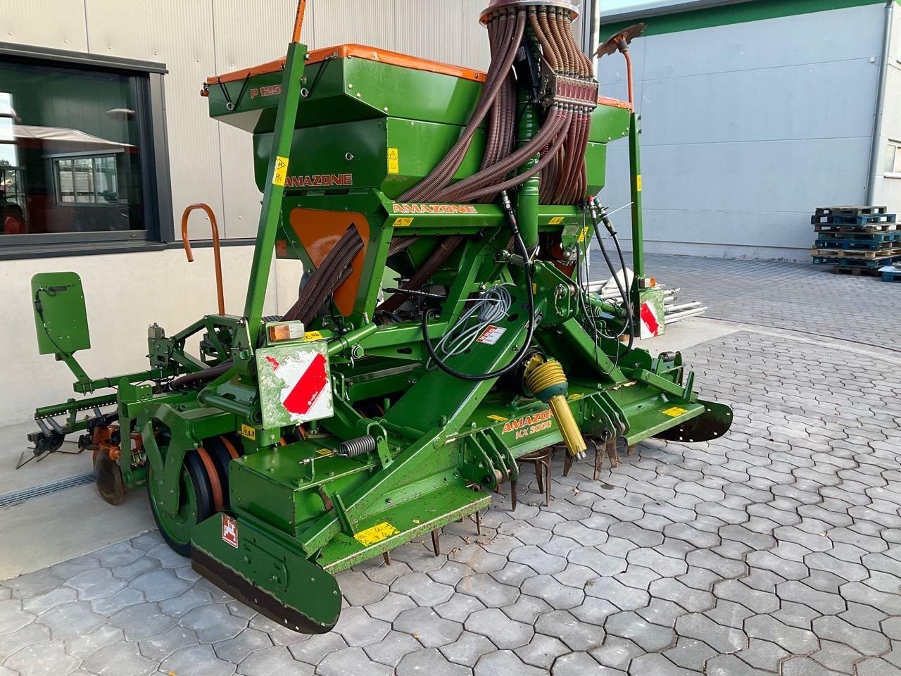 Amazone ADP 303 Spezial, KX 3000 - Combine seed drill: picture 1 Amazone ADP 303 Spezial, KX 3000 - Combine seed drill: picture 1