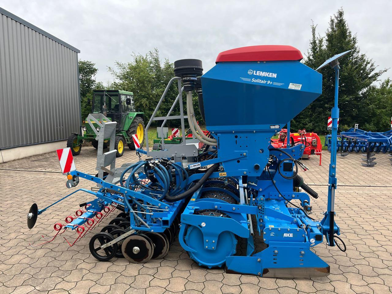 Lemken Zirkon 12 / Solitär 9-300 - Combine seed drill: picture 3 Lemken Zirkon 12 / Solitär 9-300 - Combine seed drill: picture 3