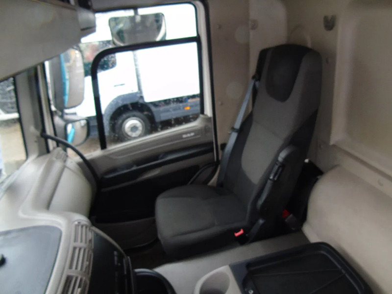 DAF CF 75.250 MANUEEL+ EURO 5 + DHOLLANDIA LOADLIFT - Dropside/ Flatbed truck: picture 4 DAF CF 75.250 MANUEEL+ EURO 5 + DHOLLANDIA LOADLIFT - Dropside/ Flatbed truck: picture 4