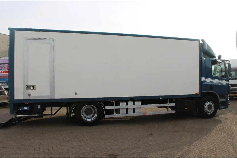 DAF CF 75.250 + lift + 19t + 6cylinder - Box truck: picture 2 DAF CF 75.250 + lift + 19t + 6cylinder - Box truck: picture 2