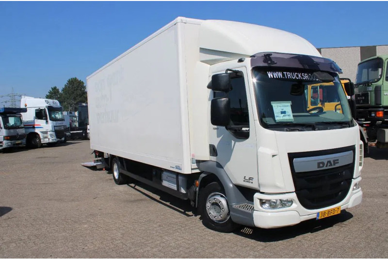 DAF LF 180 + Euro 6 + Dhollandia Lift + 12t - Box truck: picture 3 DAF LF 180 + Euro 6 + Dhollandia Lift + 12t - Box truck: picture 3