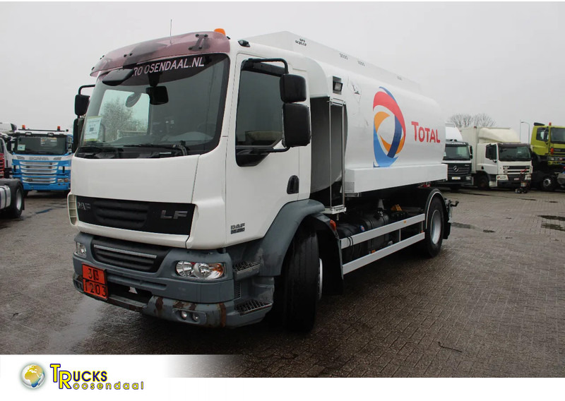 DAF LF 55.280 + 13.000L + 3 compartiment - Tanker truck: picture 1 DAF LF 55.280 + 13.000L + 3 compartiment - Tanker truck: picture 1