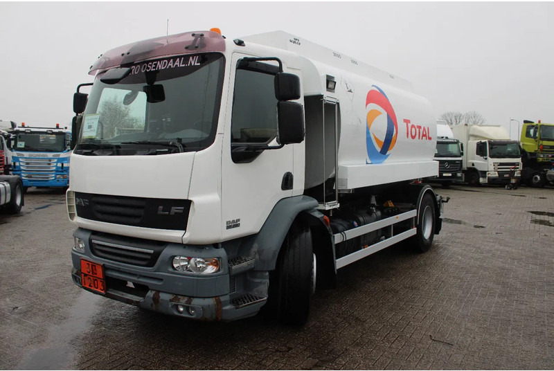 DAF LF 55.280 + 13.000L + 3 compartiment - Tanker truck: picture 3 DAF LF 55.280 + 13.000L + 3 compartiment - Tanker truck: picture 3